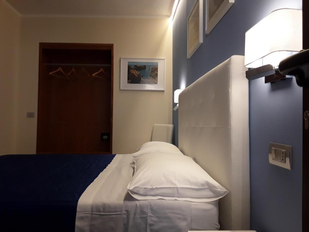 Al Castello B&B ミラッツォ エクステリア 写真