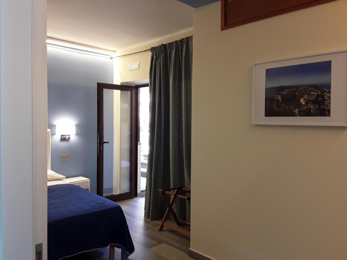 Al Castello B&B ミラッツォ エクステリア 写真