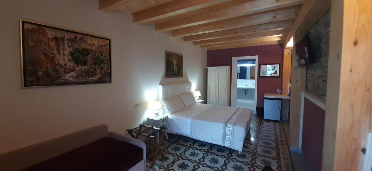 Al Castello B&B ミラッツォ エクステリア 写真